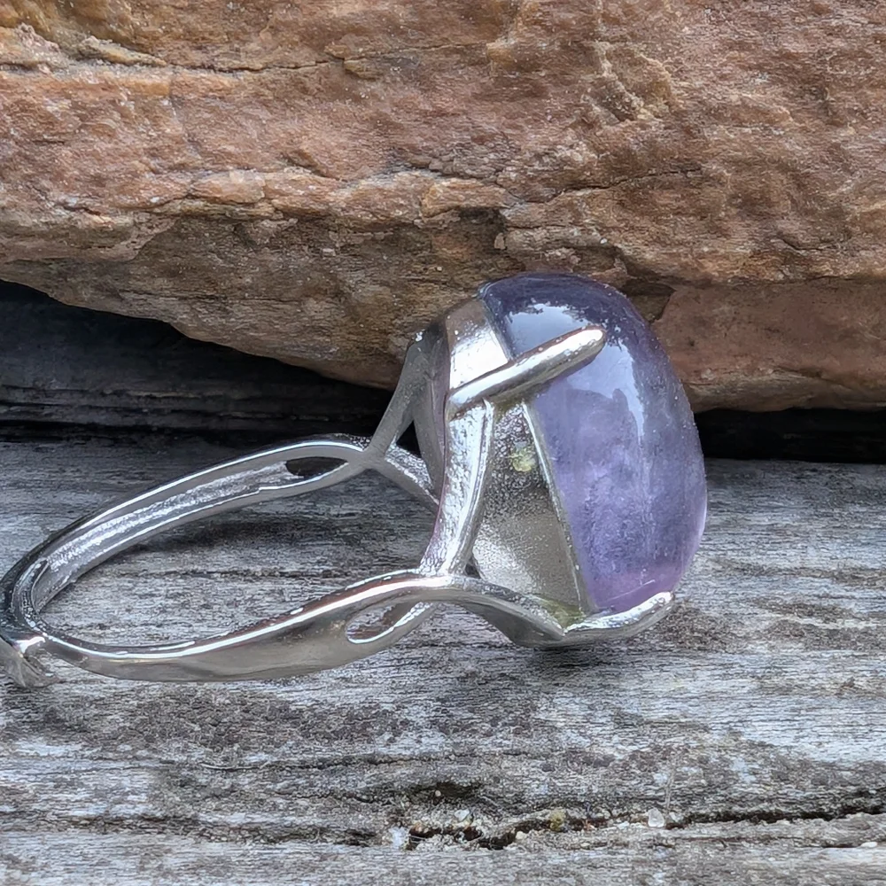 Gorgeous Rainbow Fluorite Gemstone Ring. Adjustable Ring Size 8-10 - Picture 5 of 8